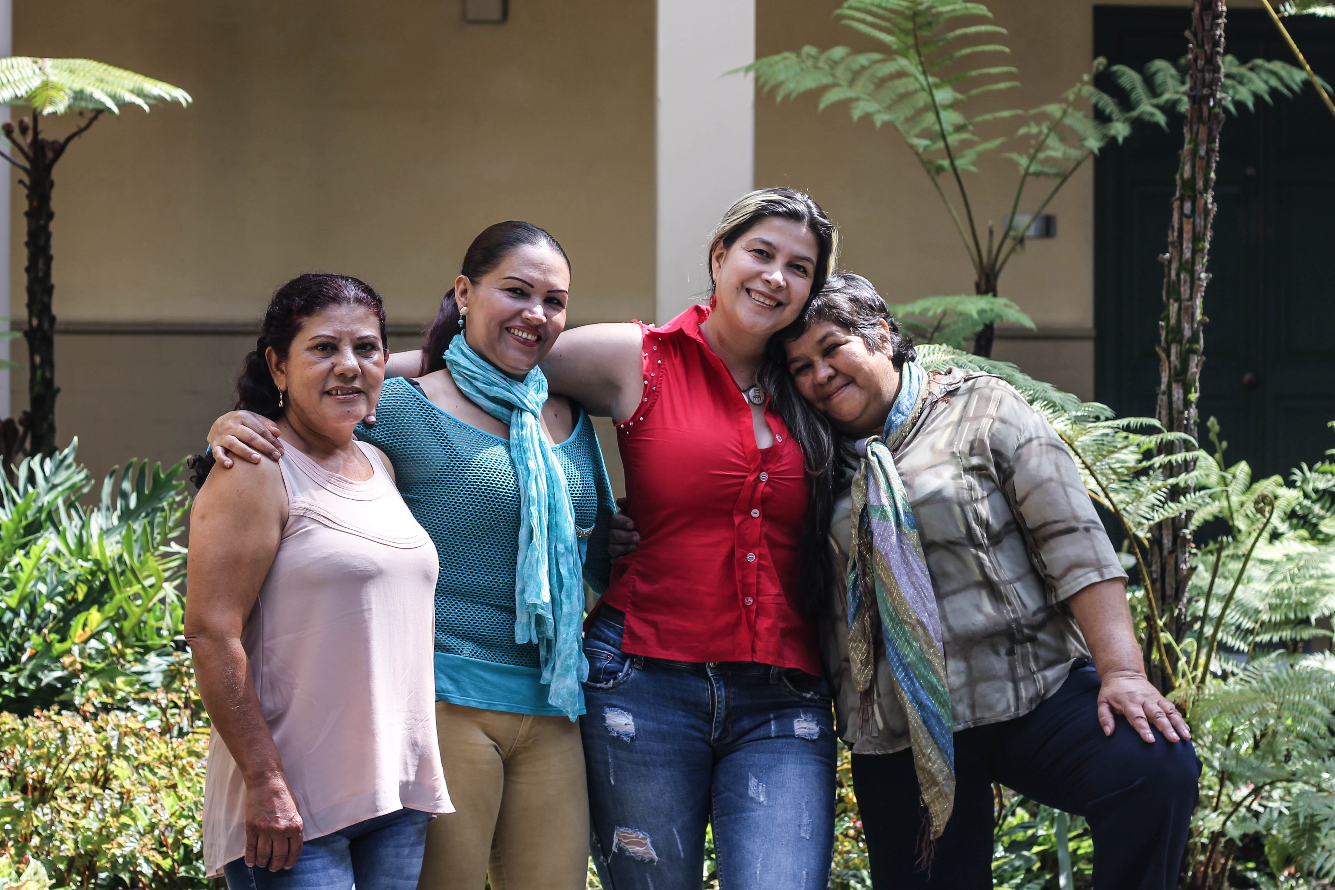 Ave Fénix: mujeres que escriben para sanar