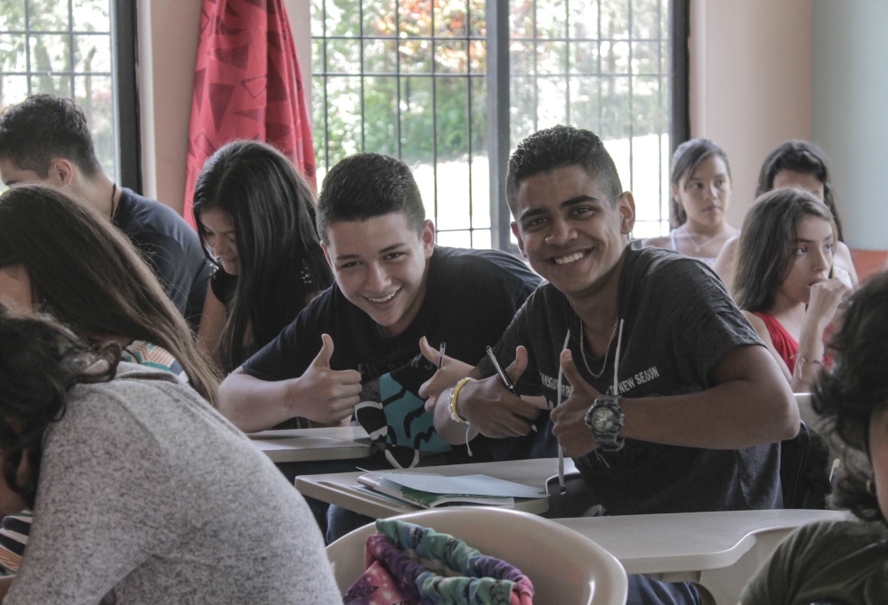 Aportes periodísticos a la construcción de memorias locales y la discusión pública sobre la violencia política en Colombia. La experiencia de Hacemos Memoria (2014-2019)