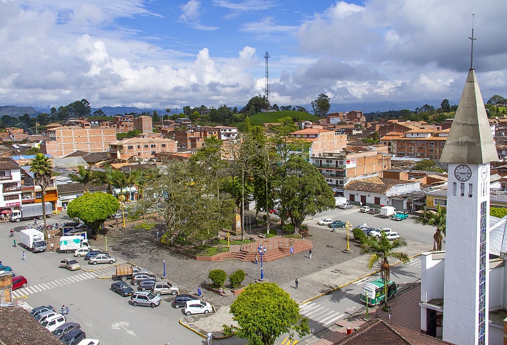 Línea de tiempo sobre hechos de violencia y acciones de resistencia en el municipio de El Carmen de Viboral 1970-2020, financiada por la Universidad de Antioquia