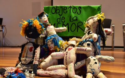 Mujeres que tejen luz por los desaparecidos