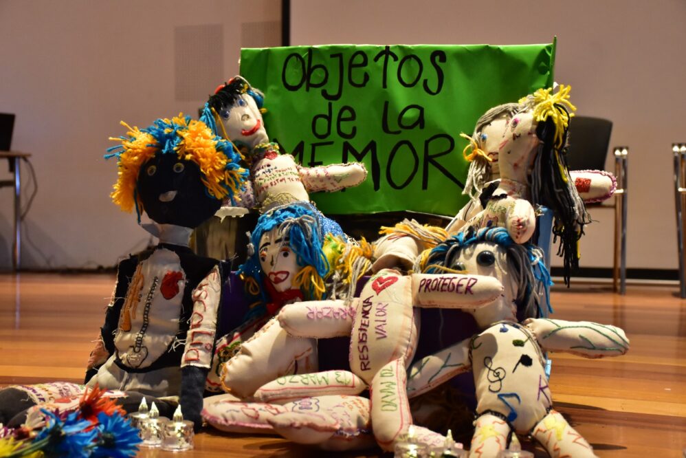La obra de teatro Buscadoras tejiendo luz para la esperanza fue presentada en la Semana del Detenido Desaparecido.